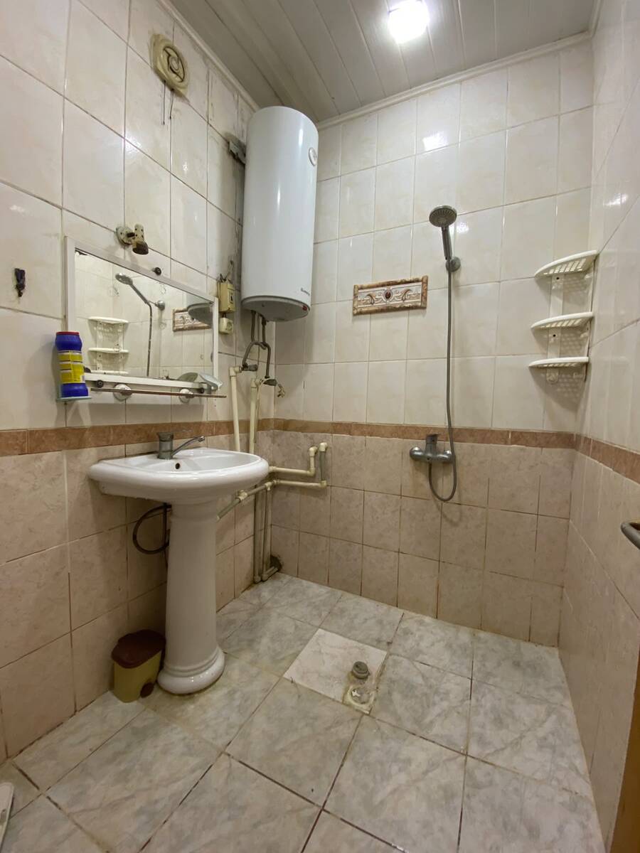 Satılır 2 otaqlı köhnə tikili 55 m² — Mənzil, Bakı (11)