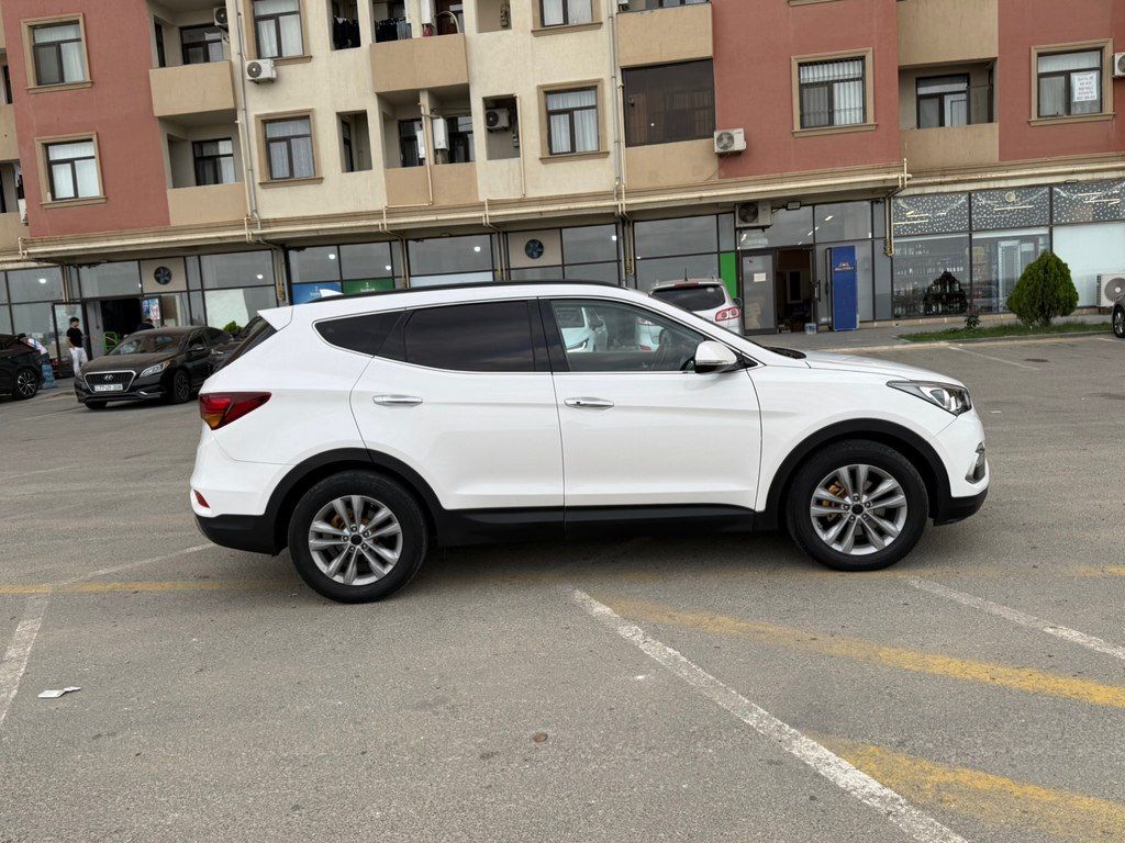 Hyundai Santa Fe, 2.0 L, 2015 il, 143 000 km 77-FQ-847 — Avtomobillər, Bakı (2)
