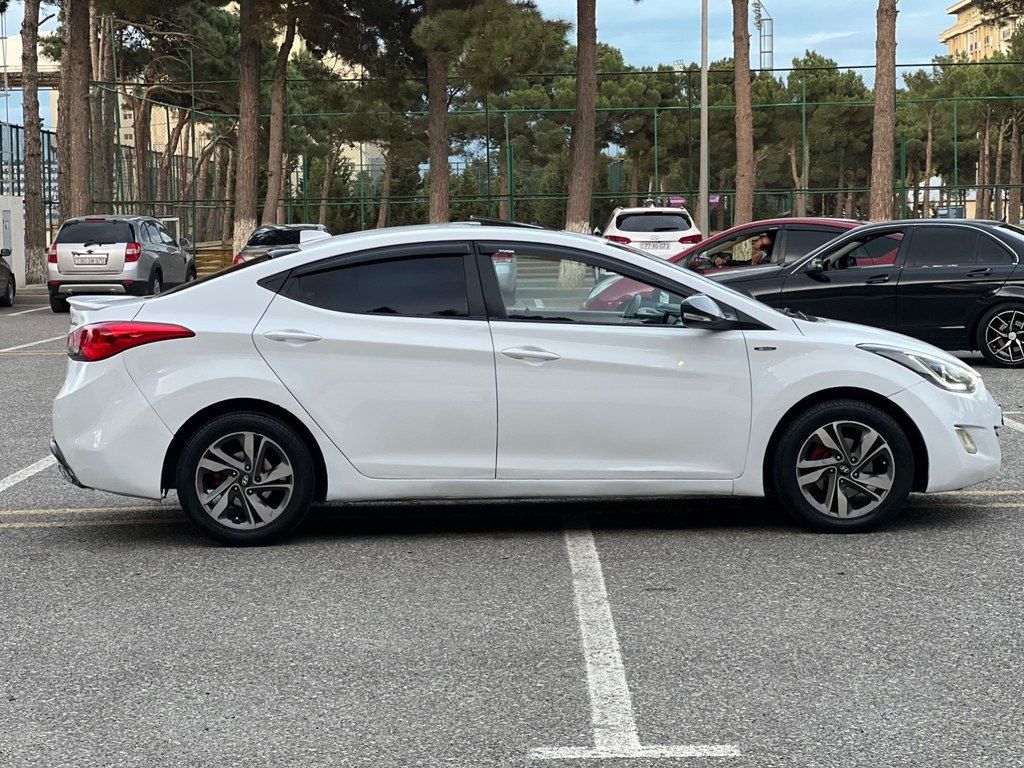Hyundai Elantra, 1.8 L, 2012 il, 240 000 km — Avtomobillər, Sumqayıt (12)