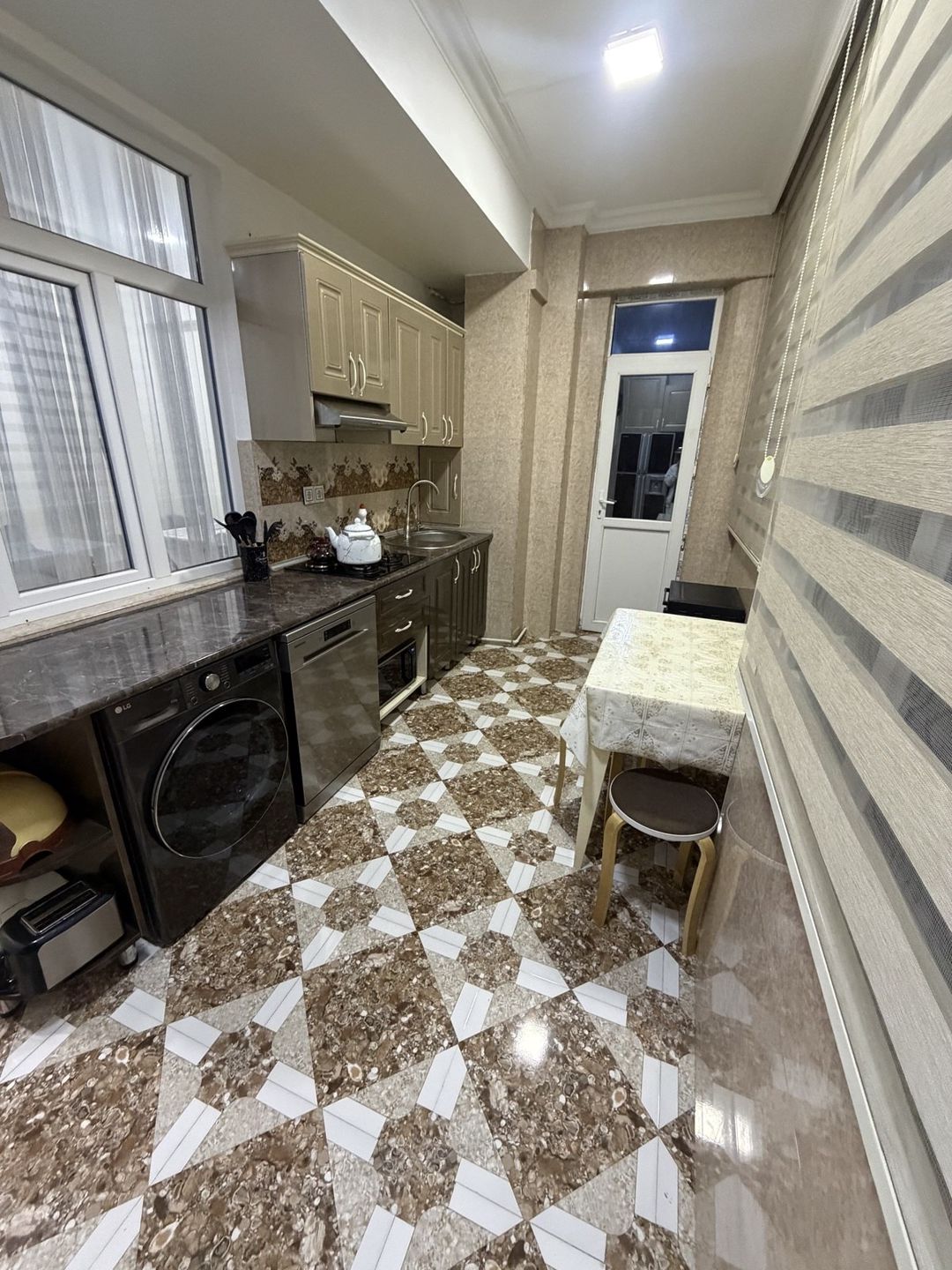 Satılır 3 otaqlı yeni tikili 70 m² — Mənzil, Bakı (7)
