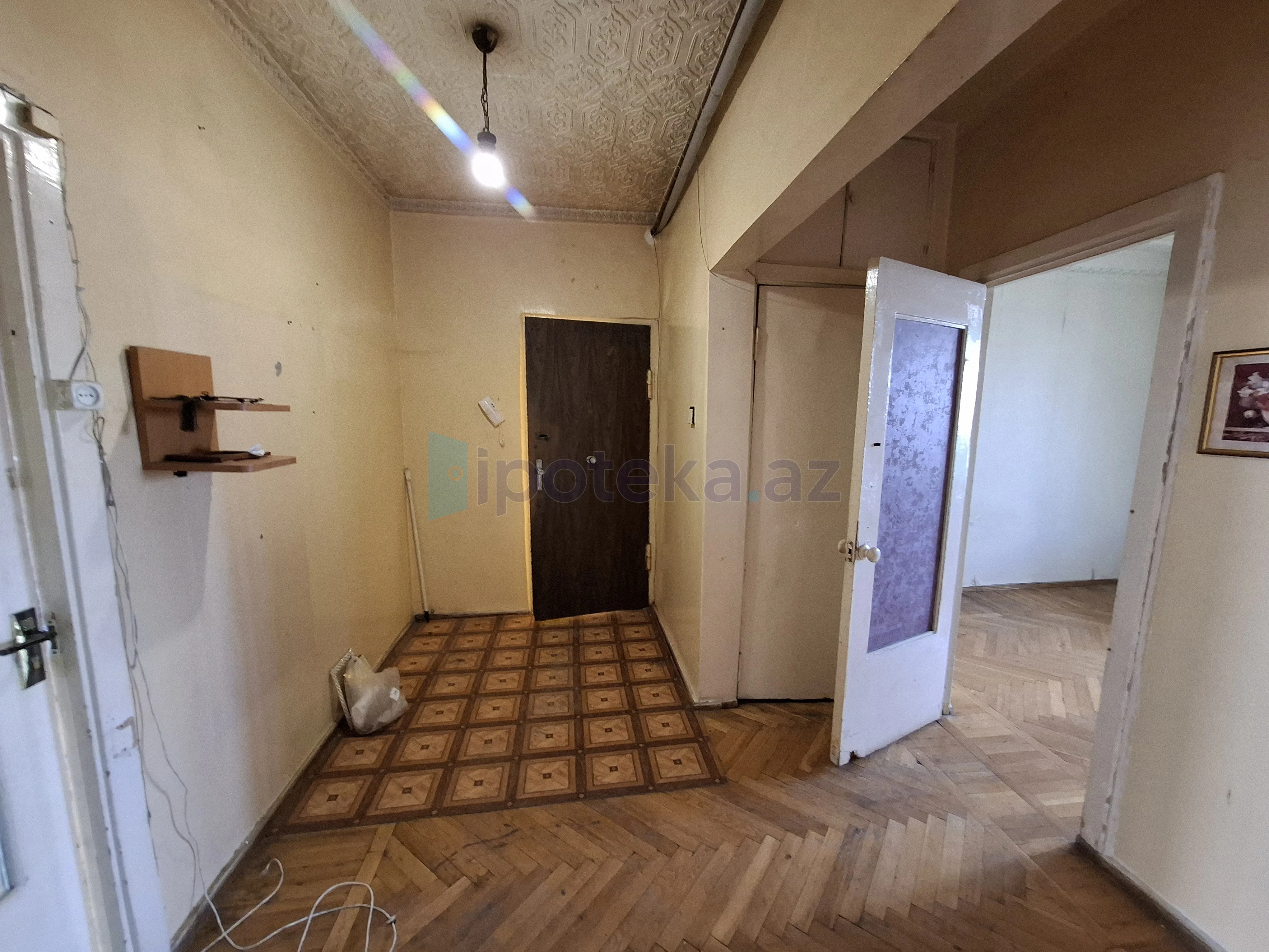 Satılır: 3 Otaq, Köhnə tikili, Nizami r., 8-ci km q., 75.00 m² — Mənzil, Bakı (10)
