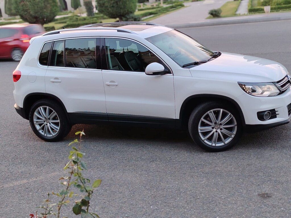 Volkswagen Tiguan, 2.0 L, 2011 il, 173 000 km 77-FB-955 — Avtomobillər, Gəncə (4)