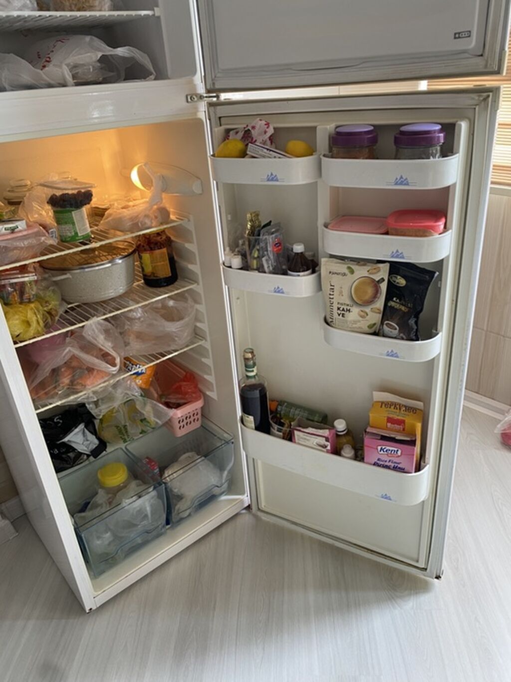 İşlənmiş 2 qapılı Beko Soyuducu Satılır, rəng - Ağ, Təkərli — Soyuducular, Bakı