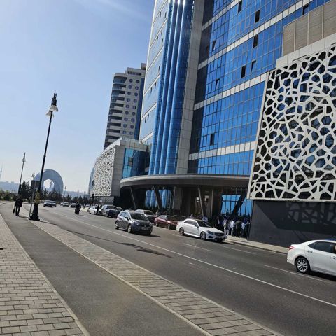 Satılır 3 otaqlı yeni tikili 190 m² — Bakı