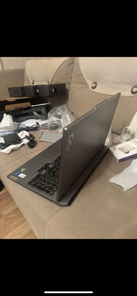 Lenovo loq 15IRX9 – i7 / 32 GB RAM / RTX 4050 / 1 TB SSD Qiymət — Bakı