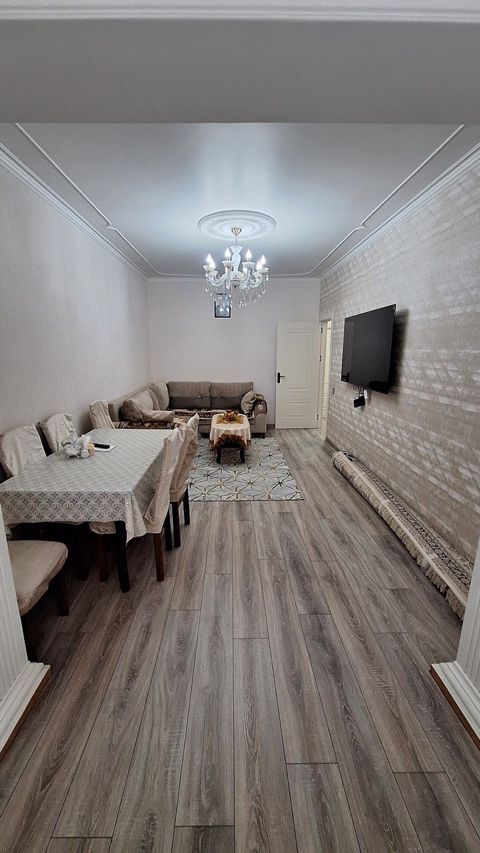 Satılır 3 otaqlı köhnə tikili 80 m² — Bakı