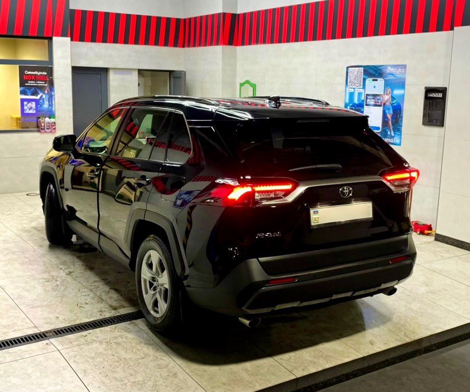 Toyota RAV4, 2.0 L, 2019 il, 107 000 km — Avtomobillər, Bakı (2)