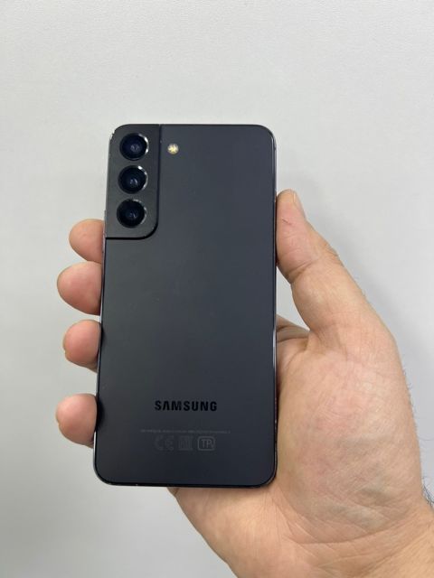 Samsung Galaxy S22 5G Phantom Black 128GB/8GB — Bakı