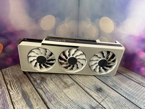 Video kart Gigabyte RTX 3080 Vision OC 10GB — Bakı