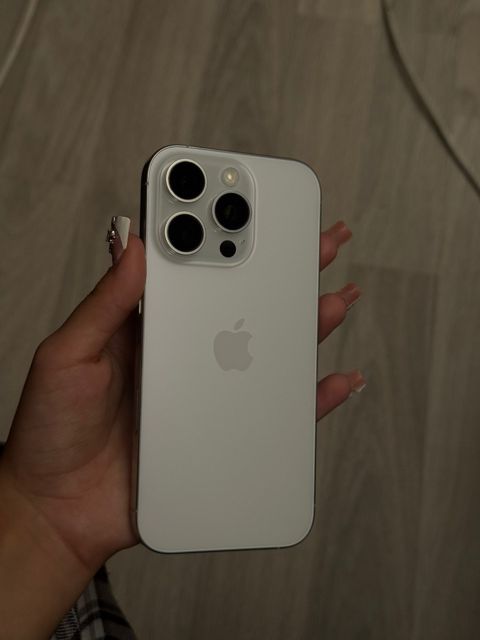 Apple iPhone 16 Pro White Titanium 256GB/8GB — Bakı