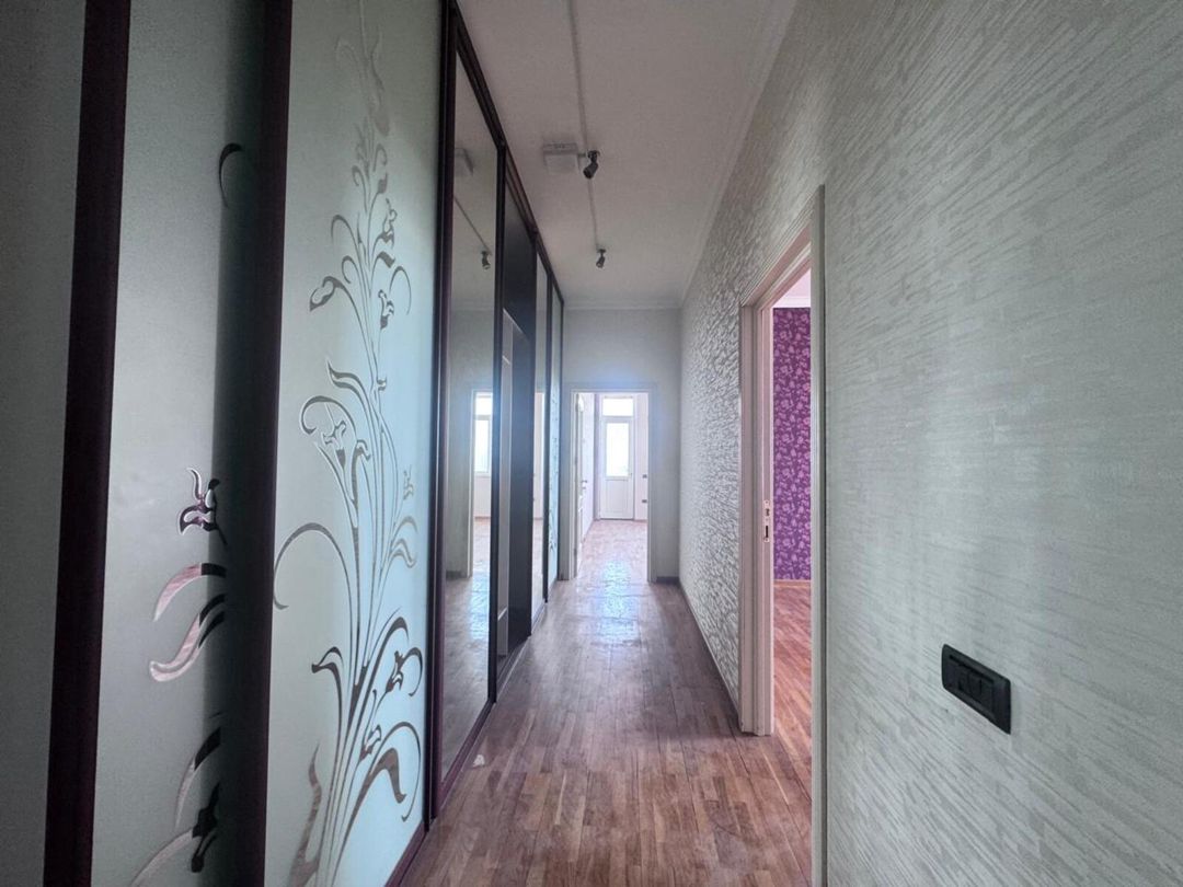 Satılır 3 otaqlı yeni tikili 180 m² — Mənzil, Bakı (11)
