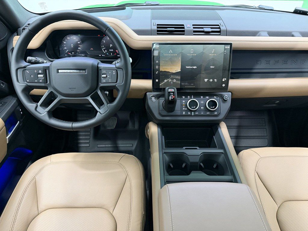 Land Rover Defender, 3.0 L, 2026 il, yeni — Avtomobillər, Bakı (9)