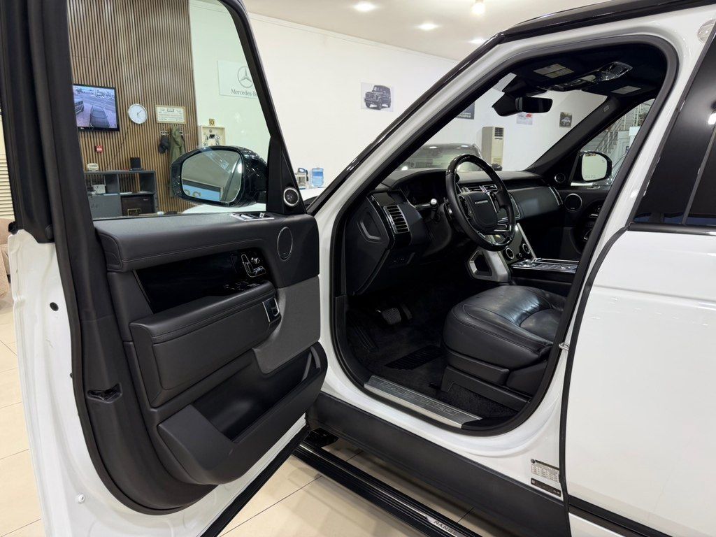 Land Rover Range Rover, 3.0 L, 2018 il, 97 000 km — Avtomobillər, Bakı (12)