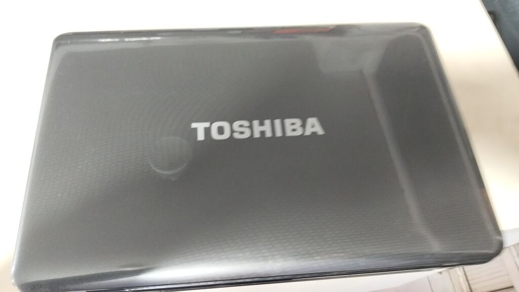 Toshiba Satellite L655 noutbuk - Ekran: 15.6" HD (1366x768), parlaq — Digər notbuklar, Bakı (9)