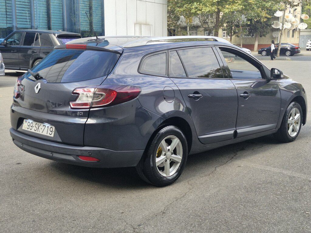 Renault Megane, 1.5 L, 2011 il, 382 000 km 99-SK-719 — Avtomobillər, Mingəçevir (11)