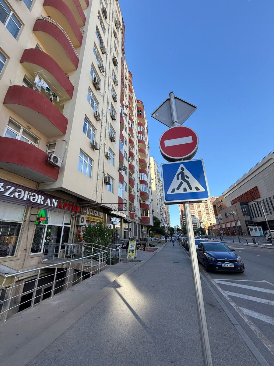 Satılır obyekt 225 m² — Əmlak, Bakı (3)