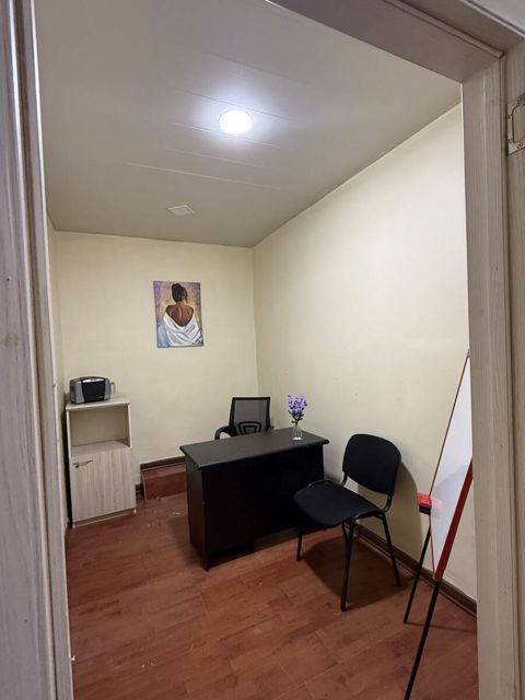 İcarəyə verilir 1 otaqlı ofis 12 m² — Bakı