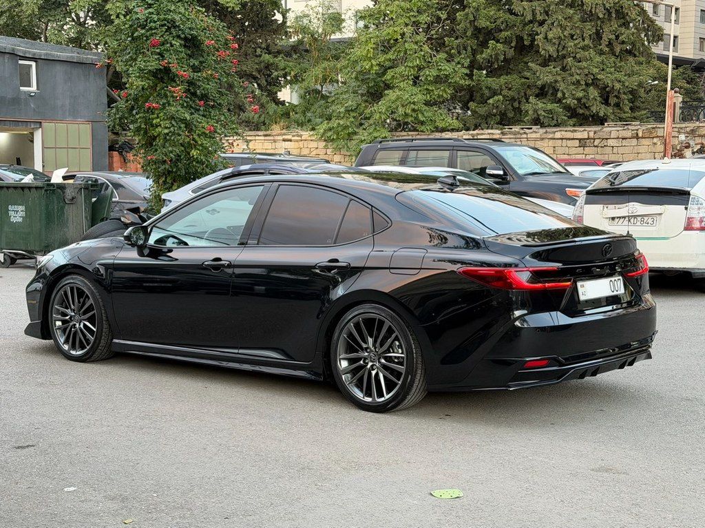 Toyota Camry, 2.0 L, 1 kWh, 2025 il, 15 000 km 77-KD-843 — Avtomobillər, Bakı (6)