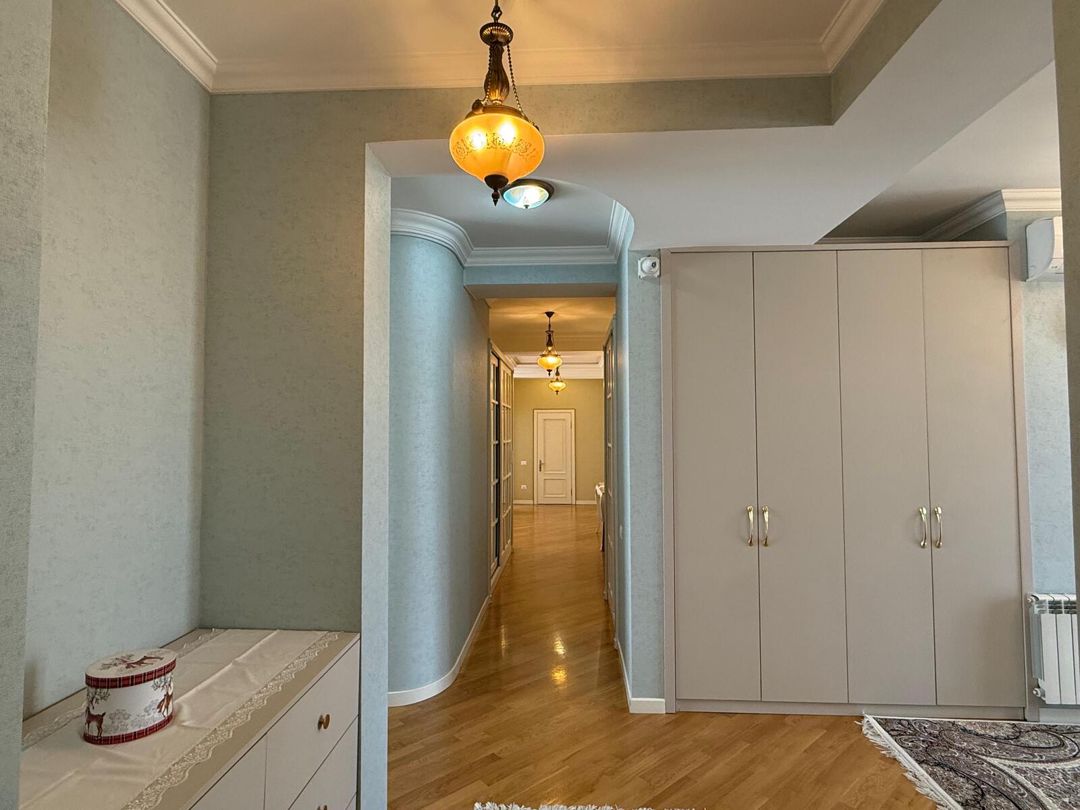 İcarəyə verilir 5 otaqlı yeni tikili 210 m² — Mənzil, Bakı (2)