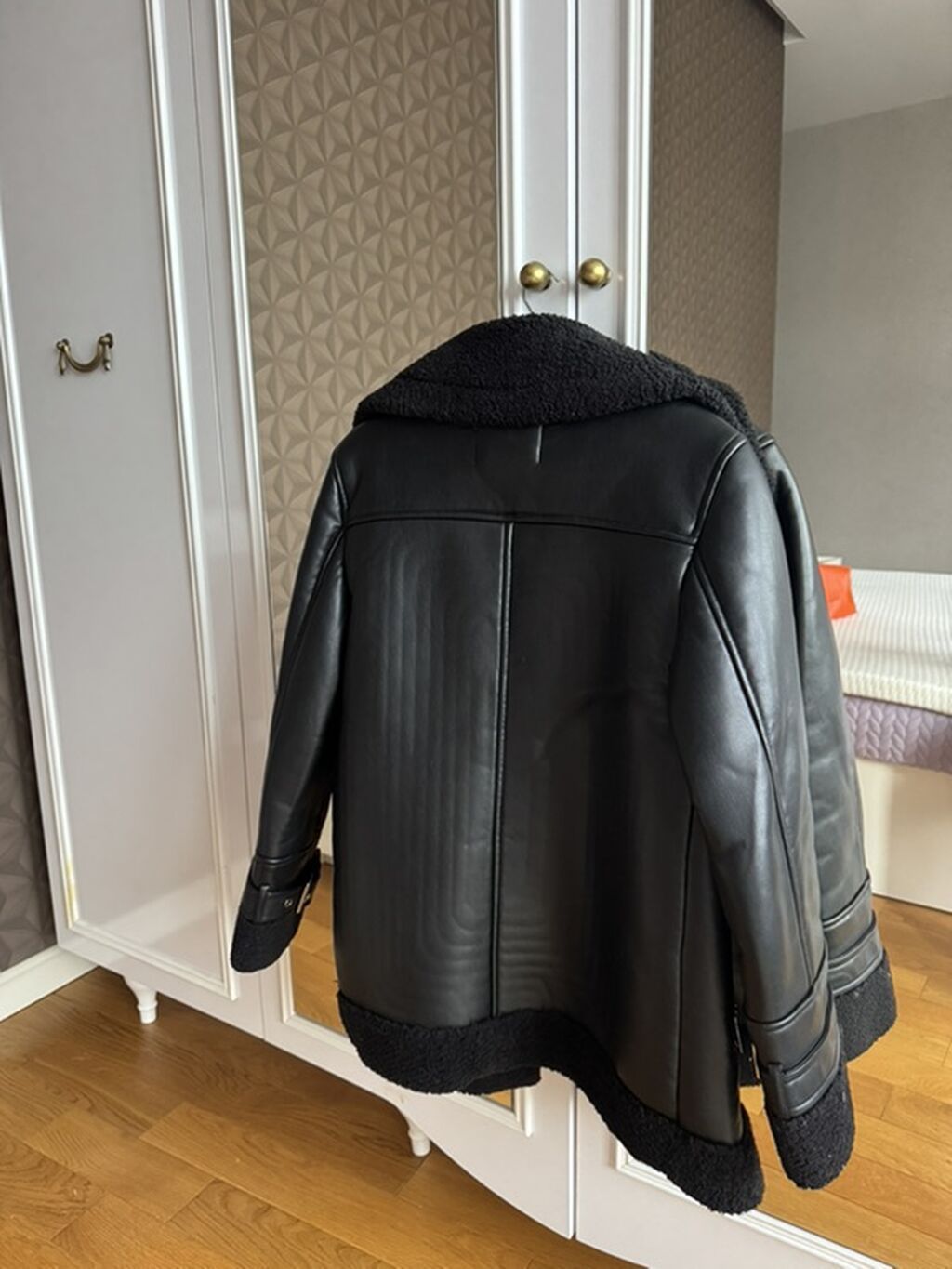 Plaş, Stradivarius, S, rəng - Qara — Yağmurlaq, Bakı (2)