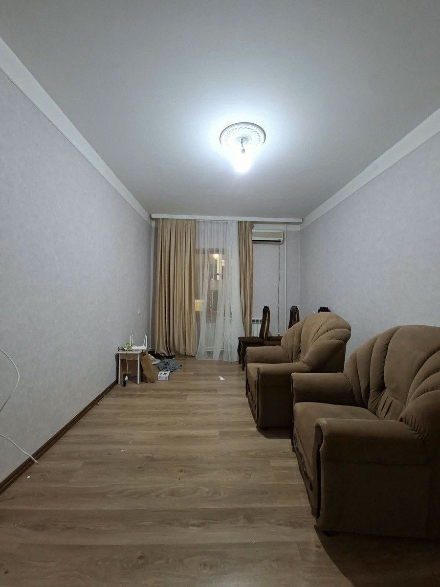 İcarəyə verilir 2 otaqlı köhnə tikili 74 m² — Mənzil, Bakı (3)