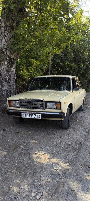 Lada (VAZ) 2107, 1.6 L, 1985 il, 73 131 km — Şəki