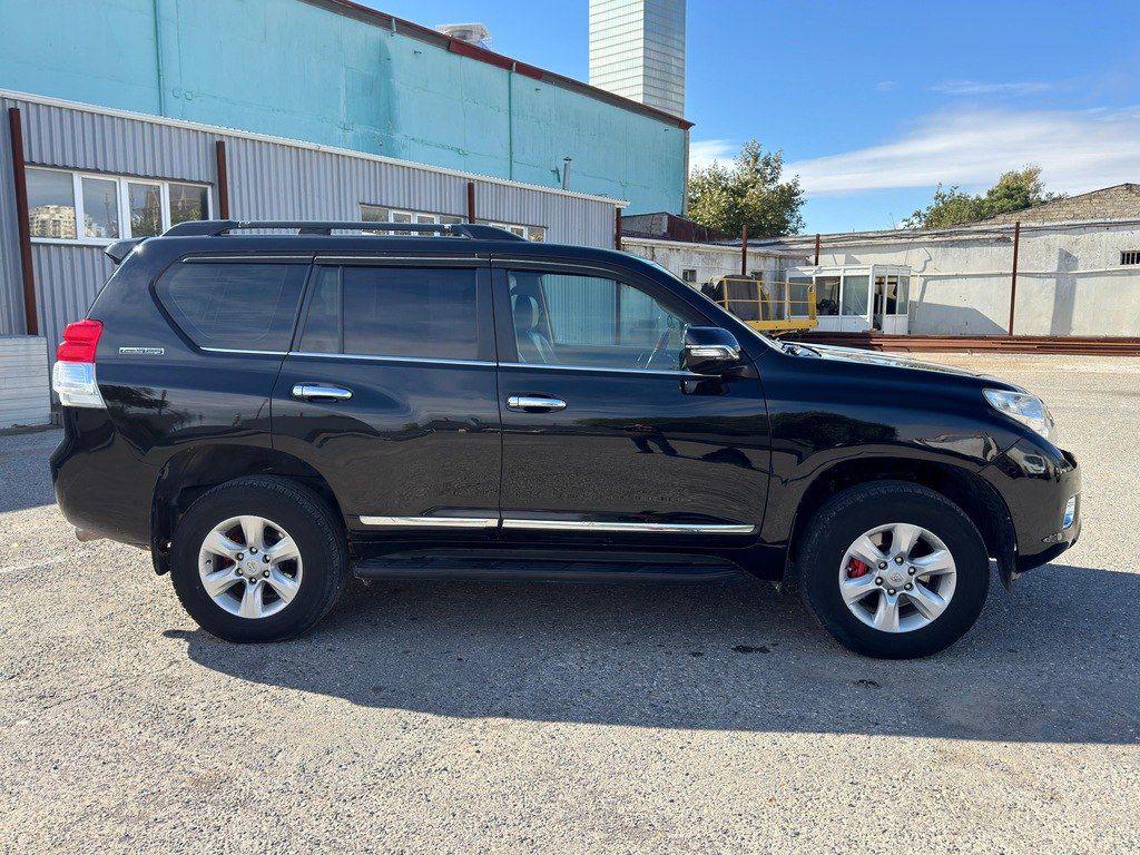 Toyota Land Cruiser Prado, 2.7 L, 2010 il, 246 000 km 77-DD-470 — Avtomobillər, Bakı (3)