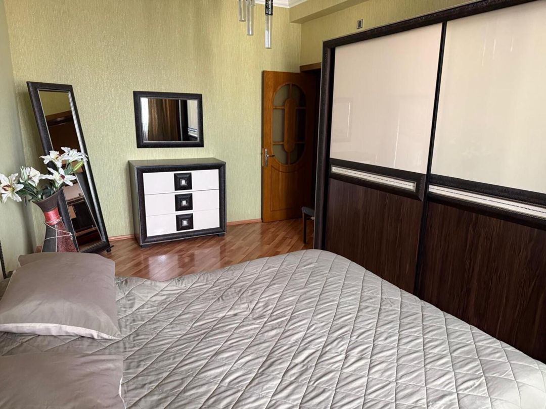 İcarəyə verilir 2 otaqlı yeni tikili 87 m² — Mənzil, Bakı (3)