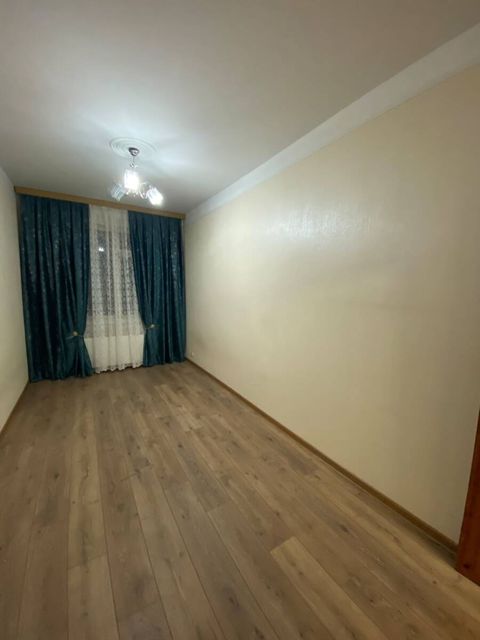 Satılır 2 otaqlı köhnə tikili 55 m² — Bakı