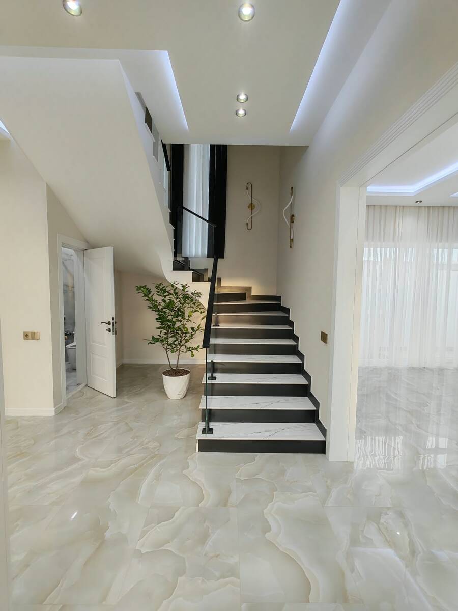 Satılır 4 otaqlı həyət evi/bağ evi 200 m² — Ev, villa, Bakı (7)