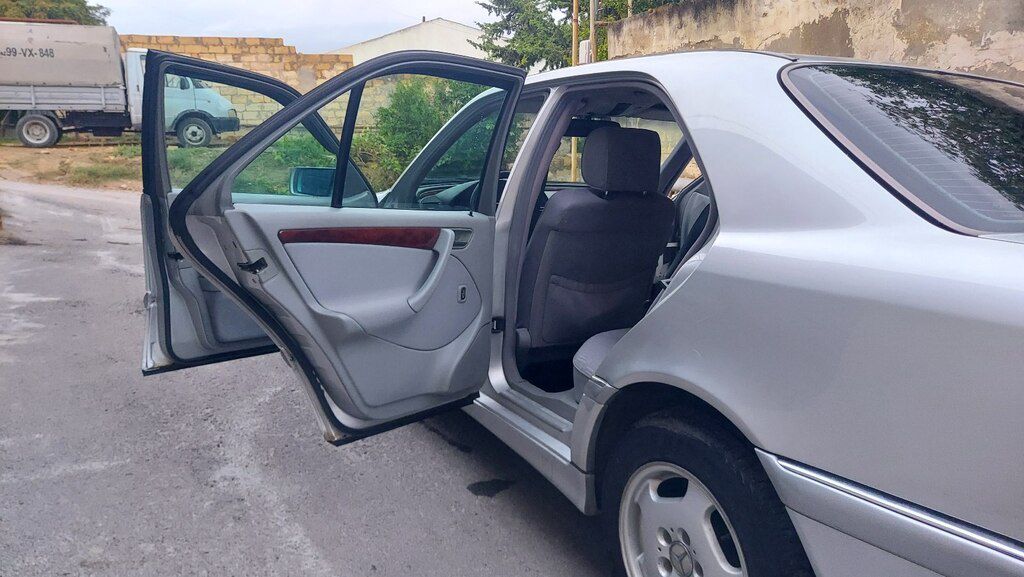 Mercedes C 240, 2.4 L, 1998 il, 322 454 km 99-CP-209 — Avtomobillər, Bakı (8)