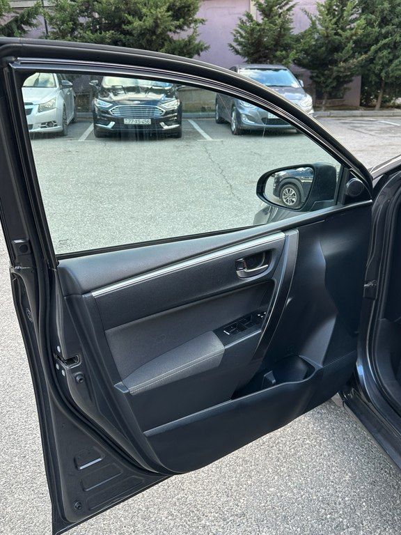 Toyota Corolla, 1.6 L, 2017 il, 144 400 km — Avtomobillər, Bakı (6)
