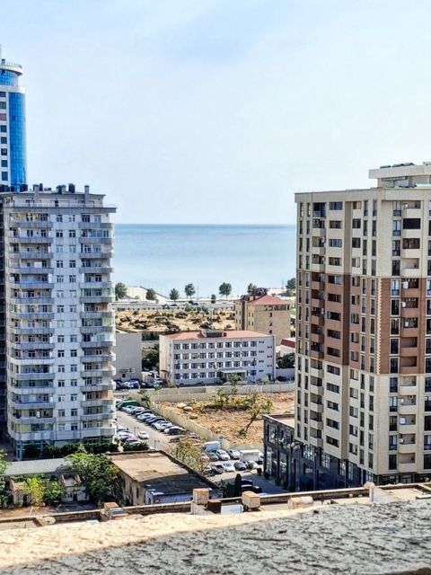 Satılır 4 otaqlı yeni tikili 204 m² — Bakı