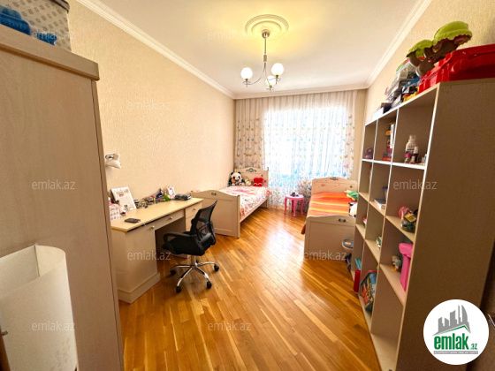 Satılır 4 otaqlı 210 m² yeni tikili 20 yanvar m — Mənzil (9)