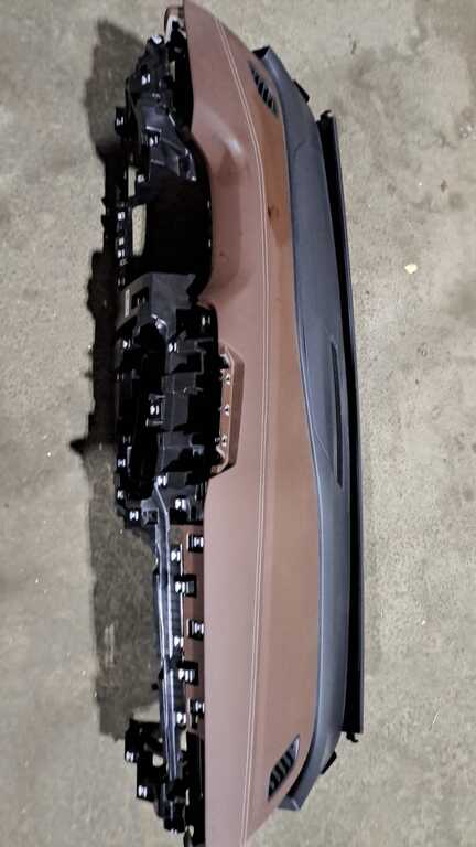 "Volkswagen ID4" ön paneli — Ehtiyat hissələri və aksesuarlar, Bakı (3)