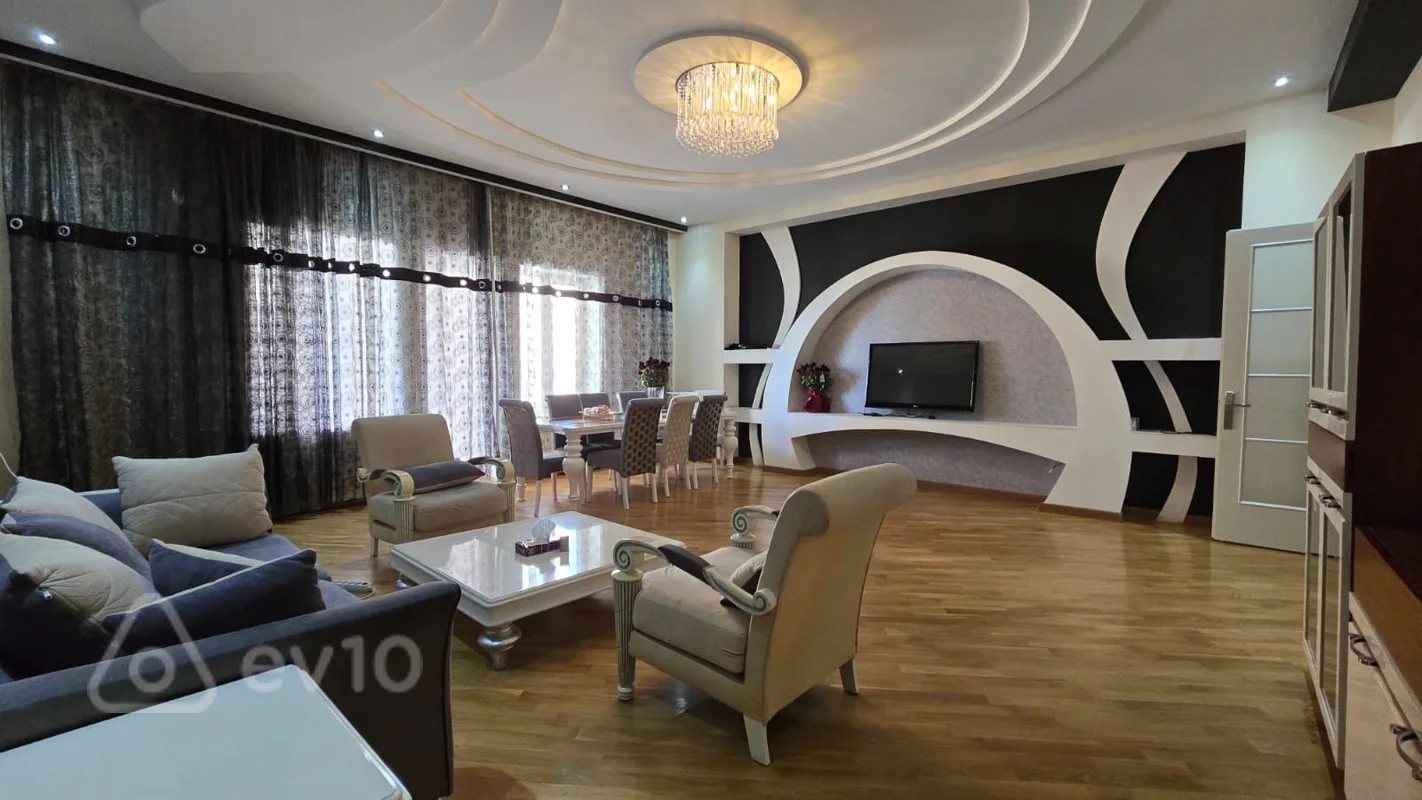 3 otaqlı mənzil, 162 m², Səməd Vurğun — Mənzil, Bakı