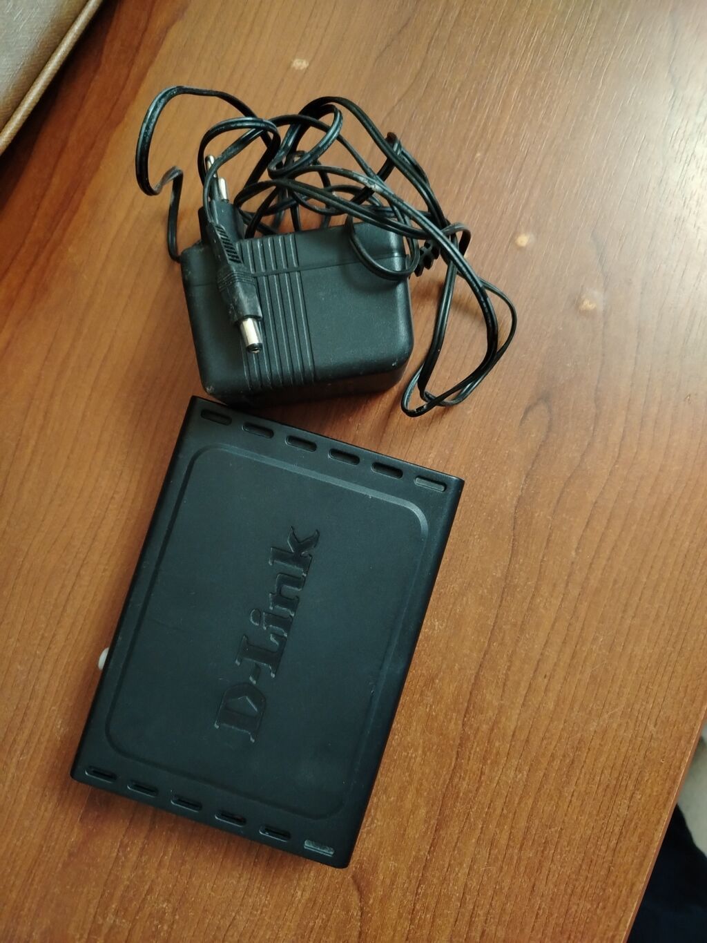 D-Link şəbəkə avadanlığı + enerji avadanlığı Məhsul: - D-Link markalı — Şəbəkə və server avadanlığı, Bakı (2)
