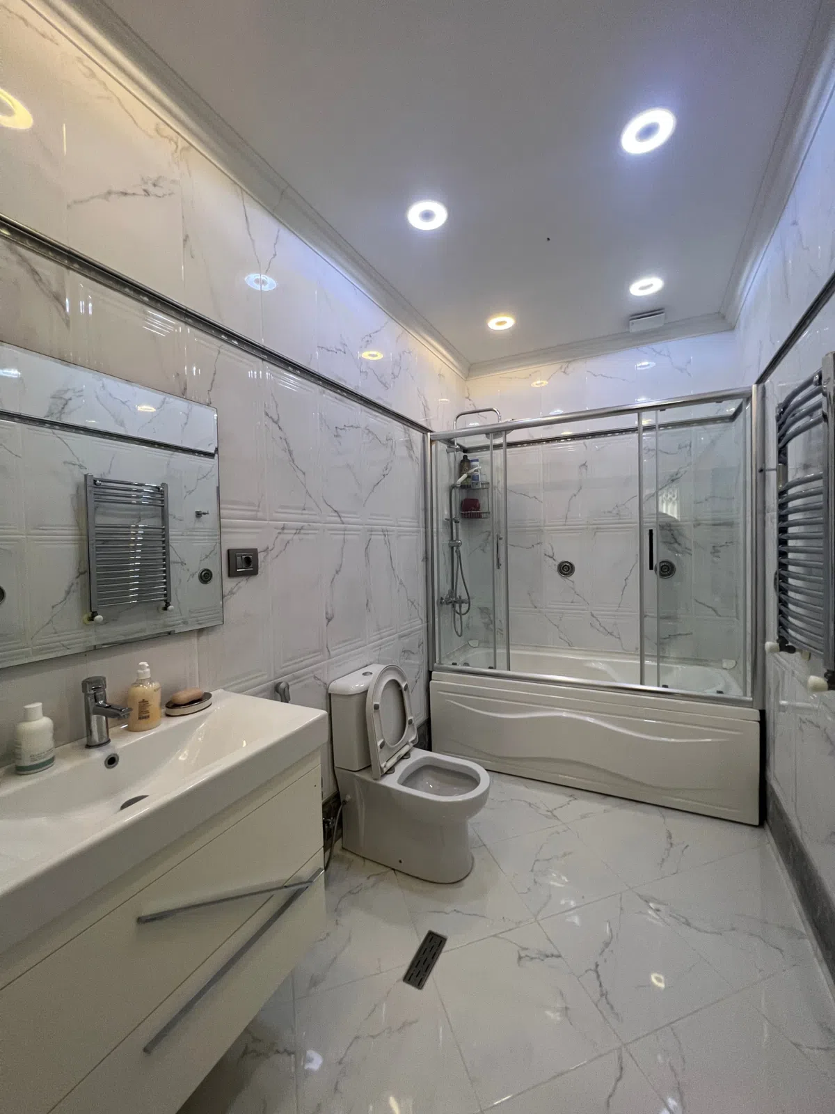4 otaqlı mənzil 550 m² kirayə verilir — Mənzil, Bakı (9)