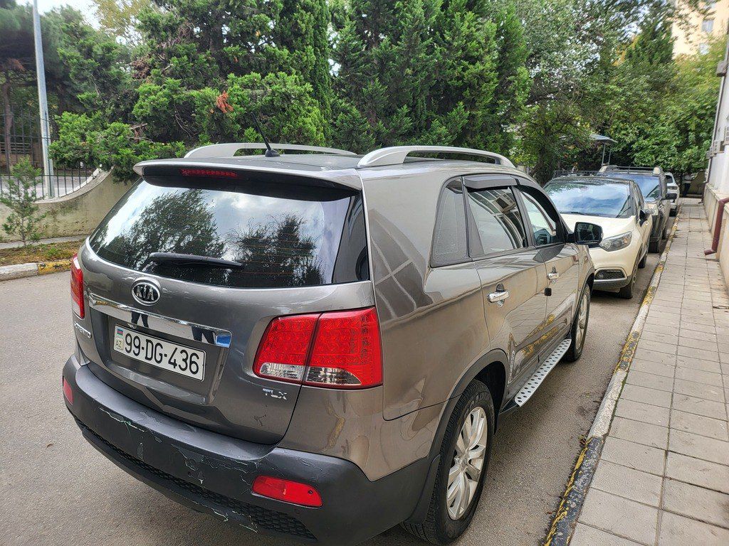 Kia Sorento, 2.0 L, 2010 il, 318 000 km 99-DG-436 — Avtomobillər, Bakı (4)