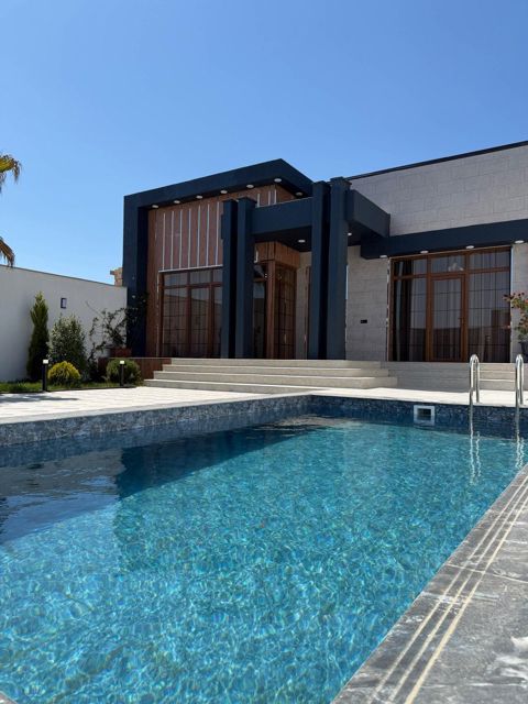 Satılır 4 otaqlı həyət evi/bağ evi 180 m² — Bakı