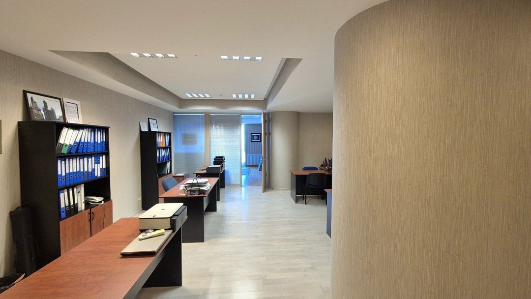 Satılır 3 otaqlı ofis 107 m² — Ofis, Bakı (10)
