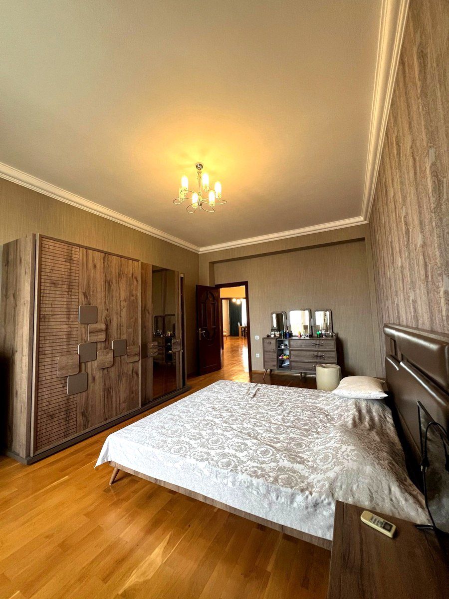 İcarəyə verilir 4 otaqlı yeni tikili 140 m² — Mənzil, Bakı (7)