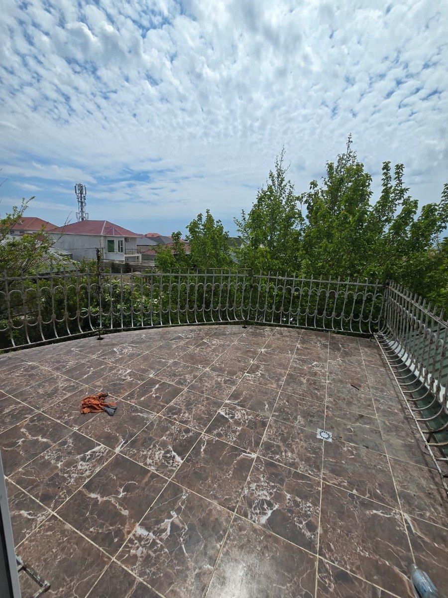 Satılır 5 otaqlı həyət evi/bağ evi 300 m² — Ev, villa, Bakı (3)