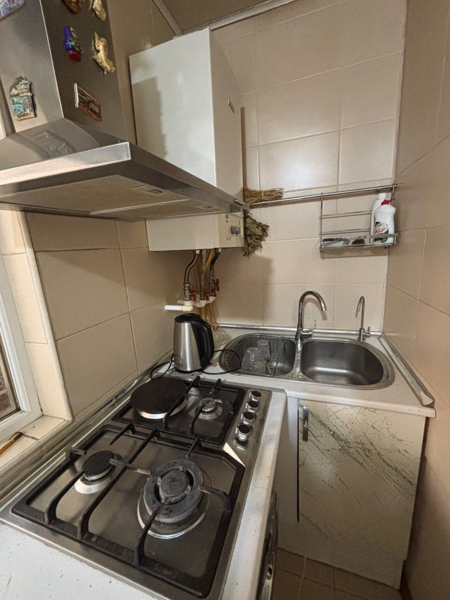 İcarəyə verilir 3 otaqlı köhnə tikili 75 m² — Mənzil, Bakı (9)