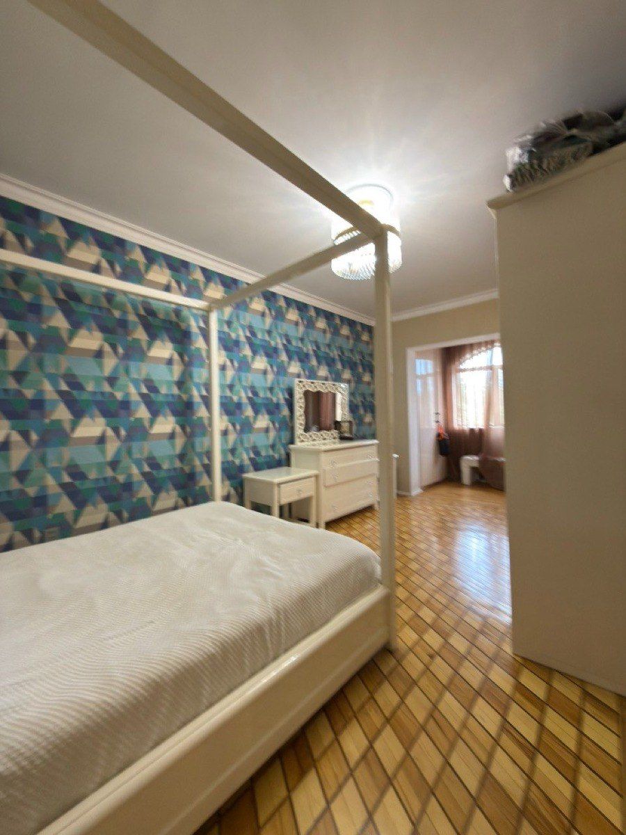 Satılır 4 otaqlı köhnə tikili 115 m² — Mənzil, Bakı (6)