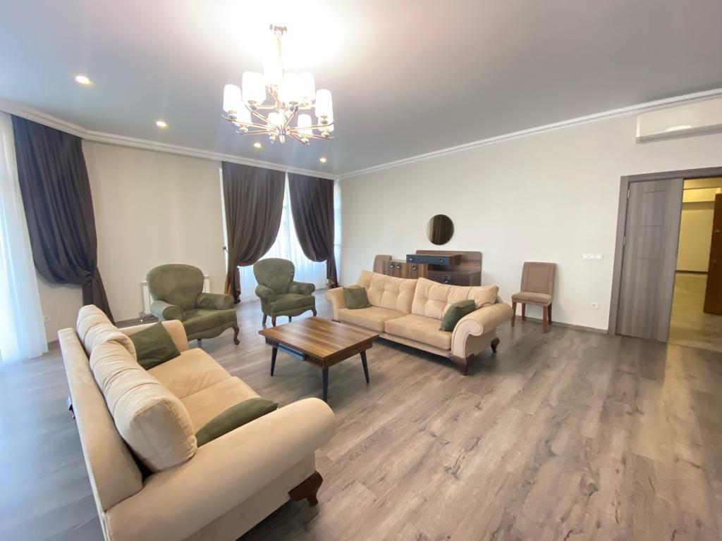 İcarəyə verilir 4 otaqlı yeni tikili 190 m² — Mənzil, Bakı (6)