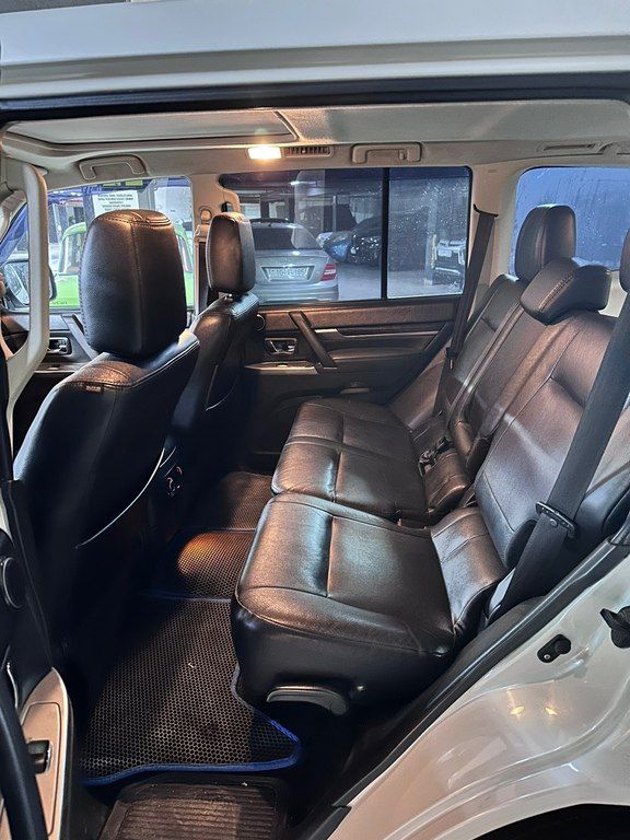 Mitsubishi Pajero, 3.5 L, 2013 il, 150 000 km 99-OH-787 — Avtomobillər, Bakı (11)