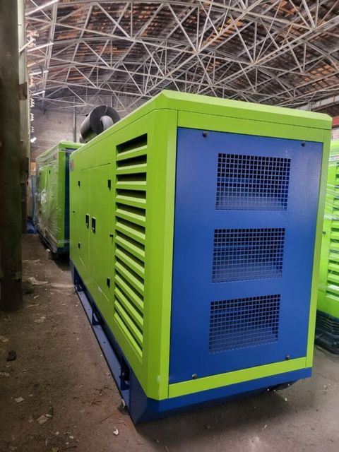 Generator — Bakı