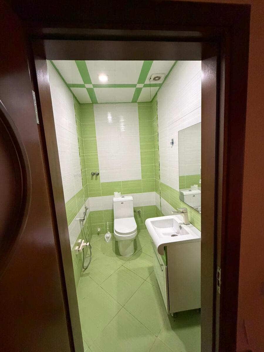 İcarəyə verilir 3 otaqlı yeni tikili 140 m² — Mənzil, Bakı (11)