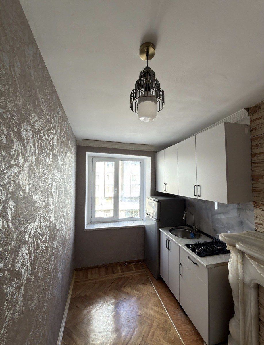 İcarəyə verilir 1 otaqlı köhnə tikili 35 m² — Mənzil, Bakı (2)
